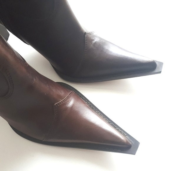 Joy Wendel | NWOT Pointy-toed Western-inspired Boots - Picture 6 of 13